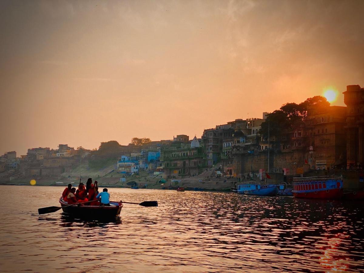 Live Free Hostel Varanasi Exterior foto