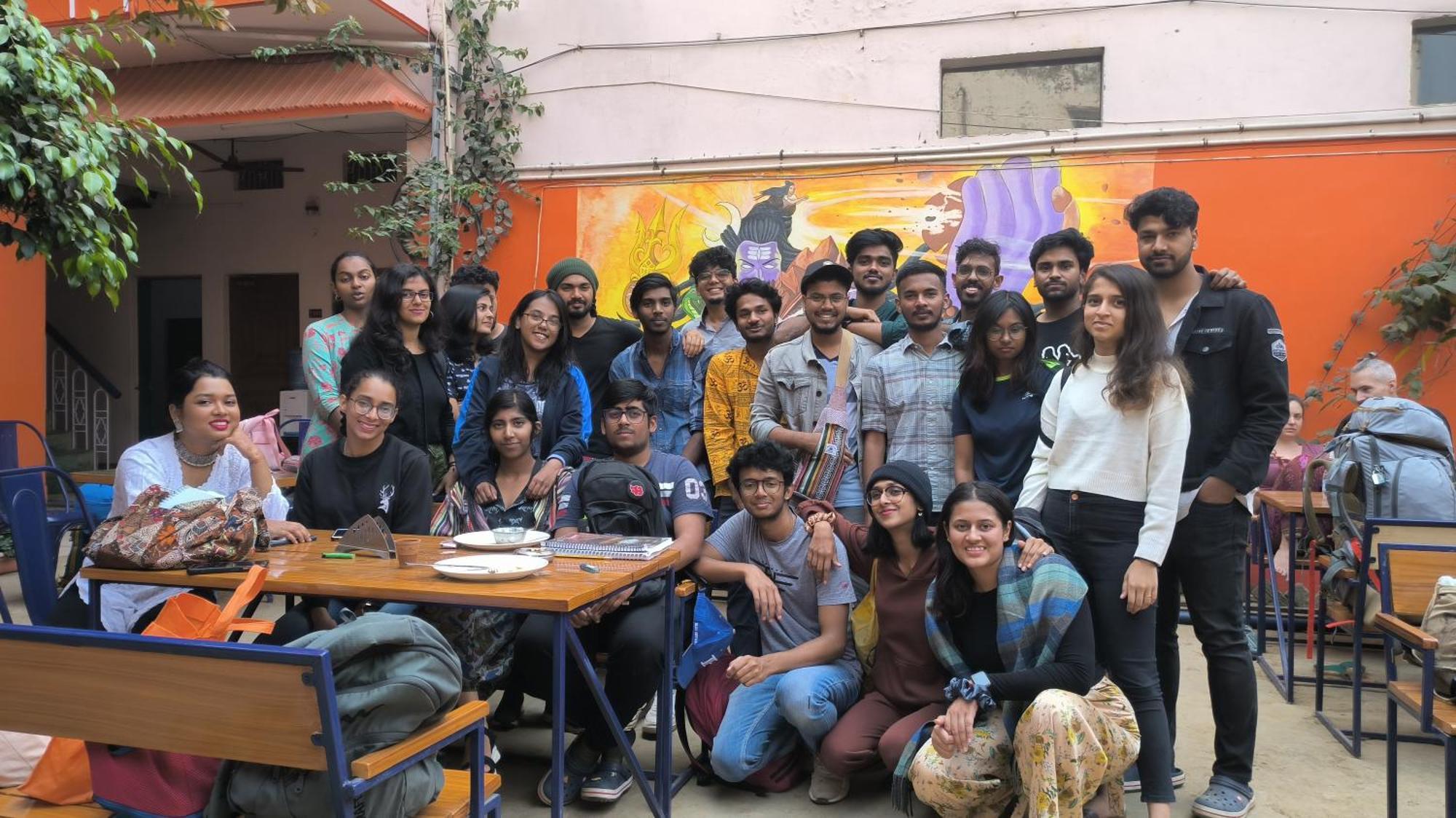 Live Free Hostel Varanasi Exterior foto